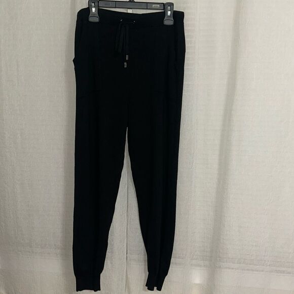 Chicos Zenergy 1R MR Black Cashmere Blend Knit Jogger Drawstring Pants - Picture 1 of 10
